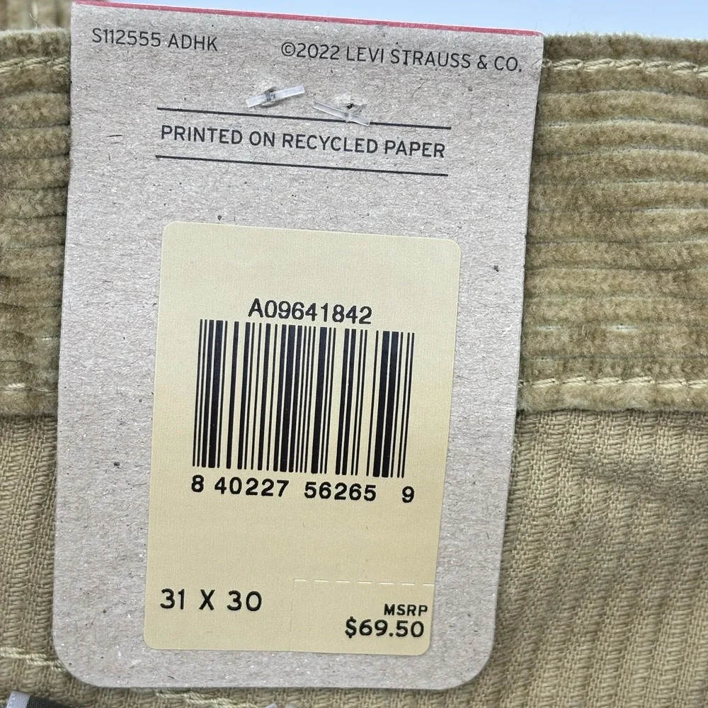 LEVI'S Low Pro Mens 31 x 30 Relaxed Fit Straight Corduroy Tan Pants Casual NWT‎